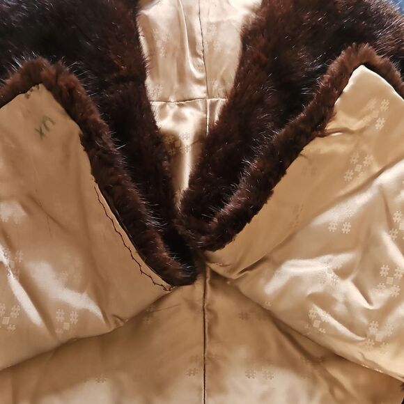 Mink fur stole Pre Owned Dark Brown - Picture 6 of 6